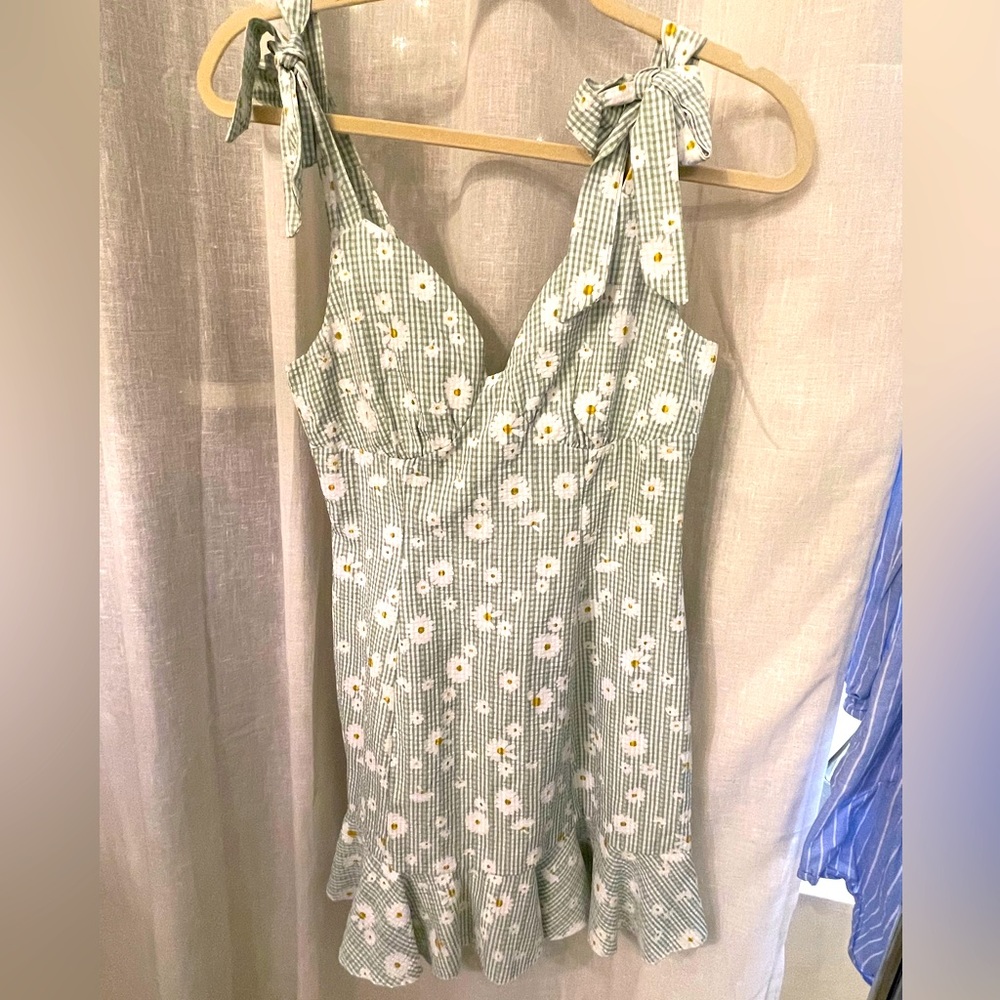 Daisy dress
